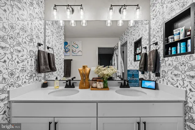 $725,000 | 4137 Foxhaven Drive, Bealeton, VA 22712