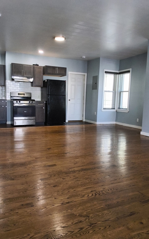 210 Hope Street, Unit 1N Fall River, MA 02721 - Photo 1 of 8