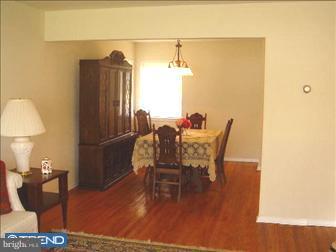 27 Sherbrooke Road Ewing, NJ 08638 - Photo 4 of 6