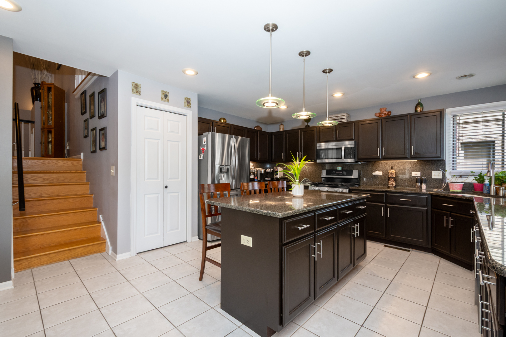 541 Fourth Avenue Addison, IL 60101 - Photo 12 of 49 Gallery Image 12