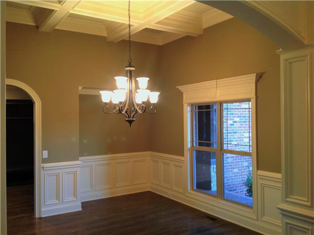 821 Double Log Cabin Road Lebanon, TN 37087 - Photo 4 of 16 a view of a livingroom with wooden floor