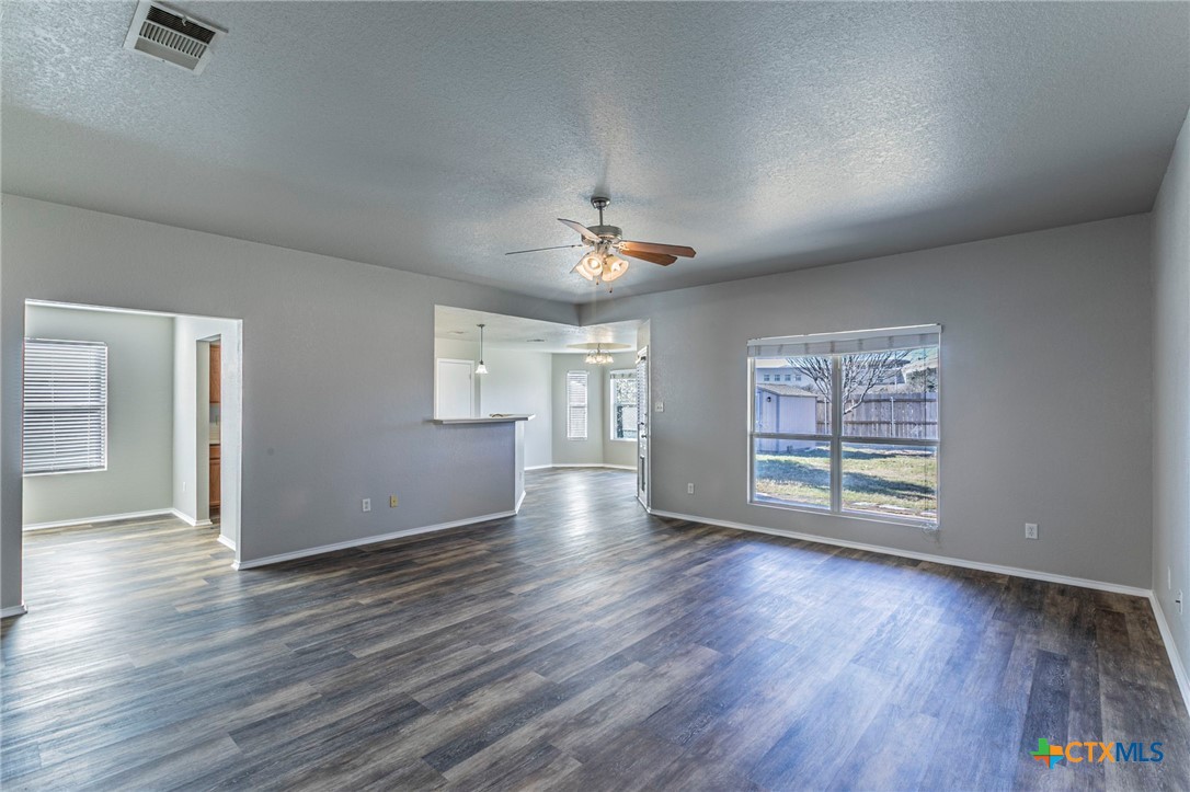 2108 Independence Court Belton, TX 76513 - Photo 2 of 30