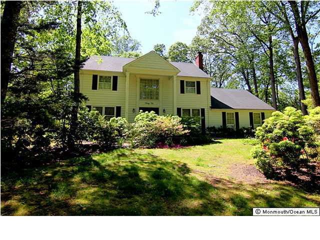 35 Heron Road Middletown, NJ 07748 - Photo 1 of 3 Primary Photo