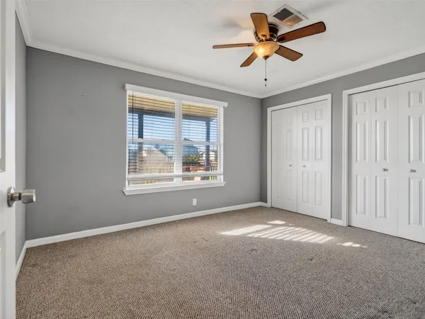 $2,200 | 16527 Lewis Scot Road, Jamaica Beach, TX 77554