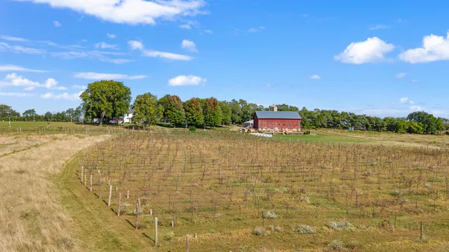 $950,000 | 1242 Highway 73, Edgerton, WI 53534
