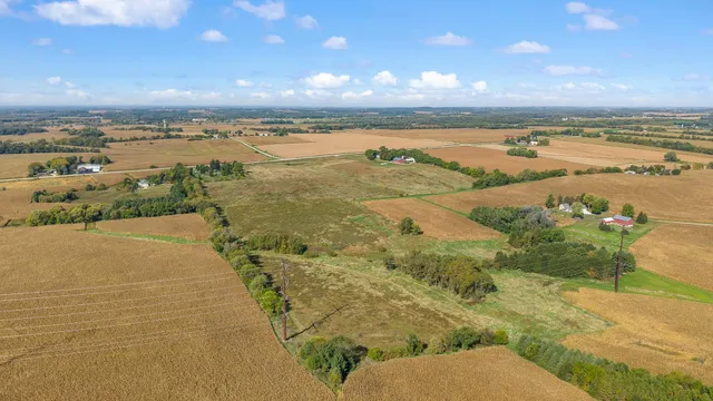 $950,000 | 1242 Highway 73, Edgerton, WI 53534