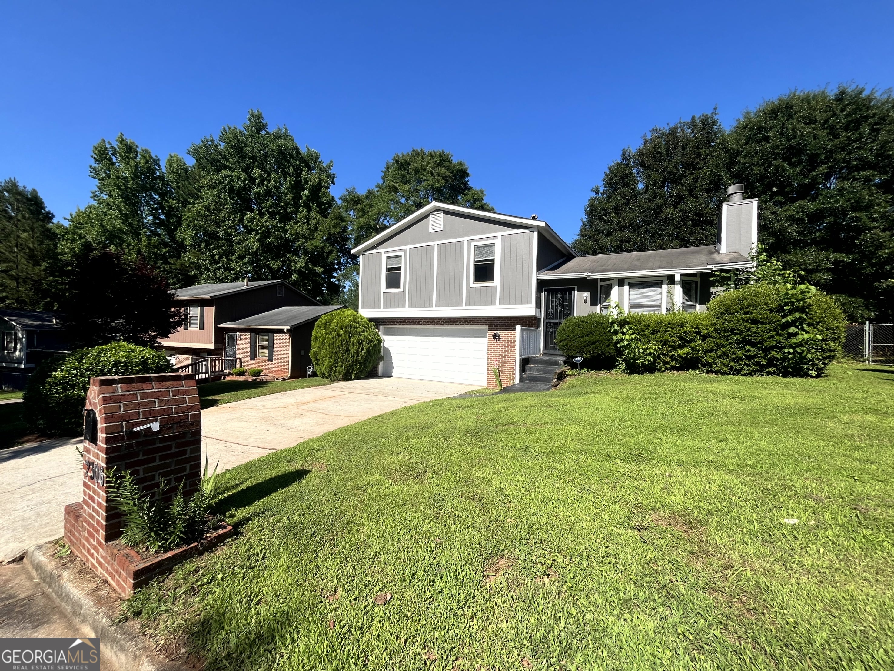 2306 Ramblewood Circle Decatur, GA 30035 - Photo 1 of 16