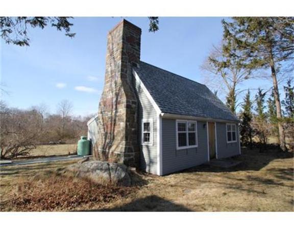 45 Links Road Gloucester, MA 01930 - Photo 15 of 17 a view of a back yard of the house