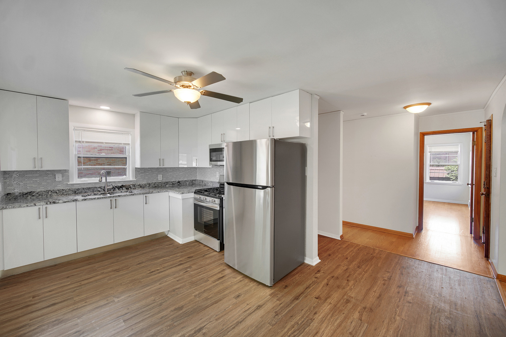 9600 Kilpatrick Avenue, Unit SOUTH Oak Lawn, IL 60453 - Photo 3 of 11