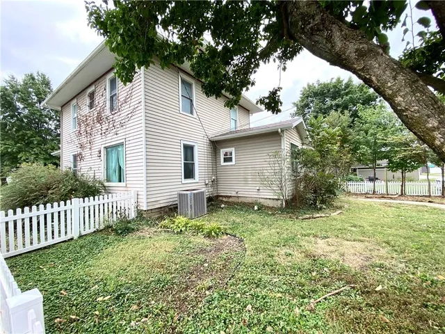 $239,900 | 1002 South Main Street, Concordia, MO 64020