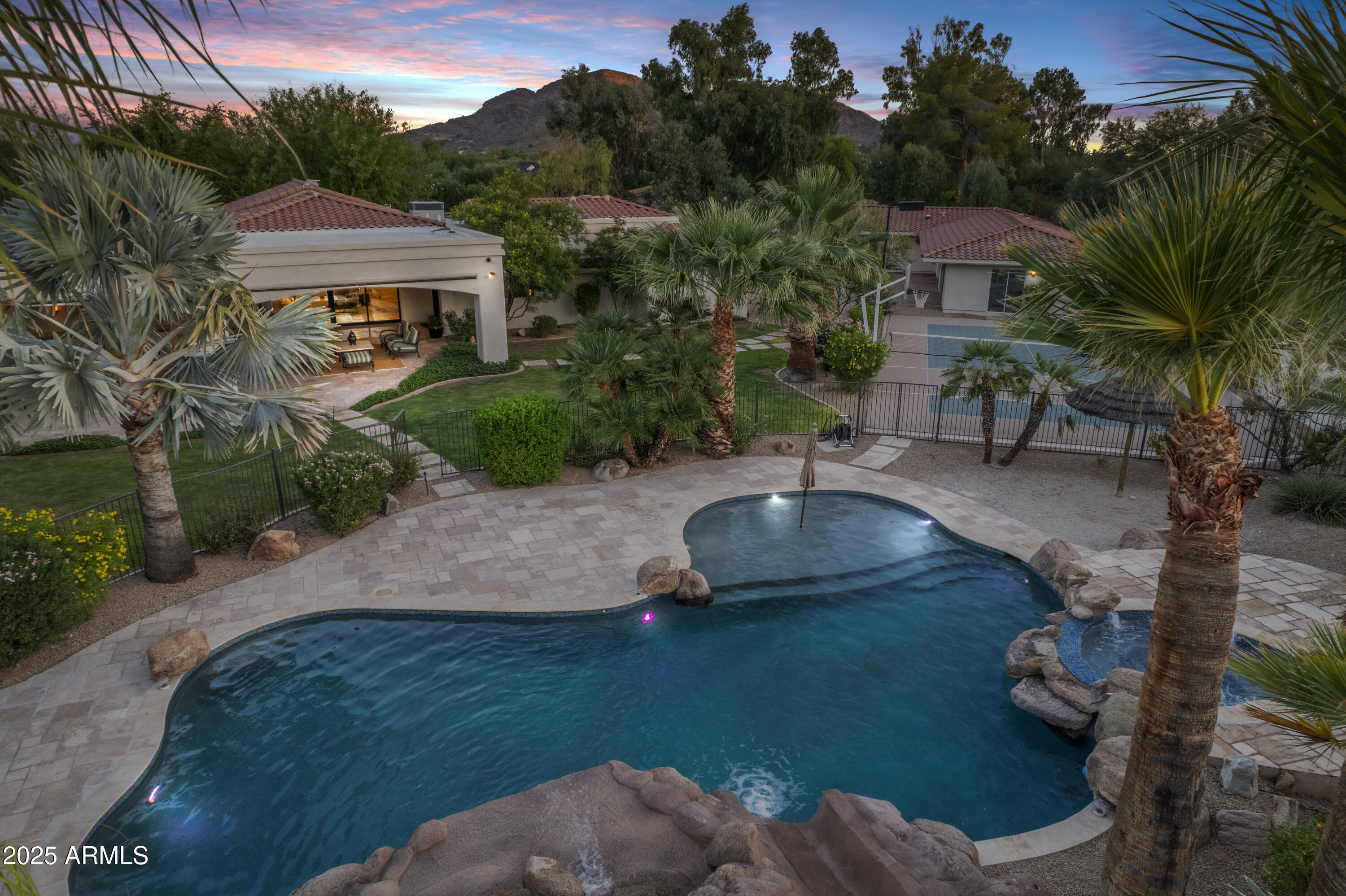 9236 North 52nd Place Paradise Valley, AZ 85253 - Photo 49 of 56 Resort Yard