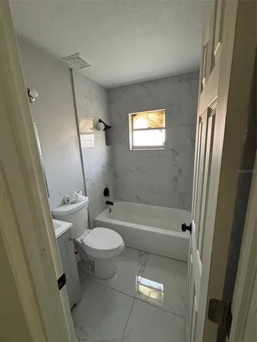 $450,000 | 1724 2nd Street Northwest, Unit D, Winter Haven, FL 33881