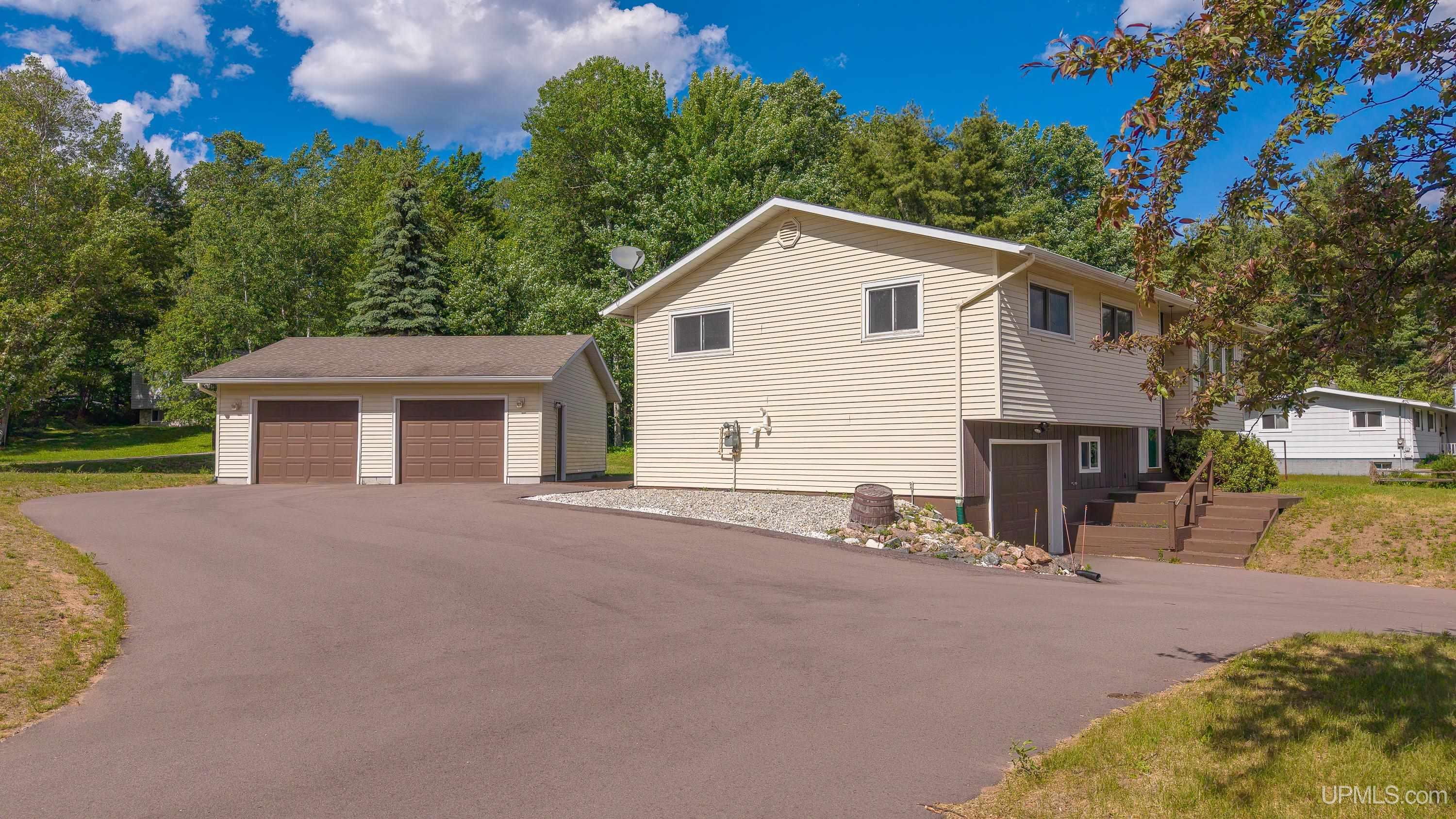 204 Ford Road Marquette, MI 49855 - Photo 41 of 47