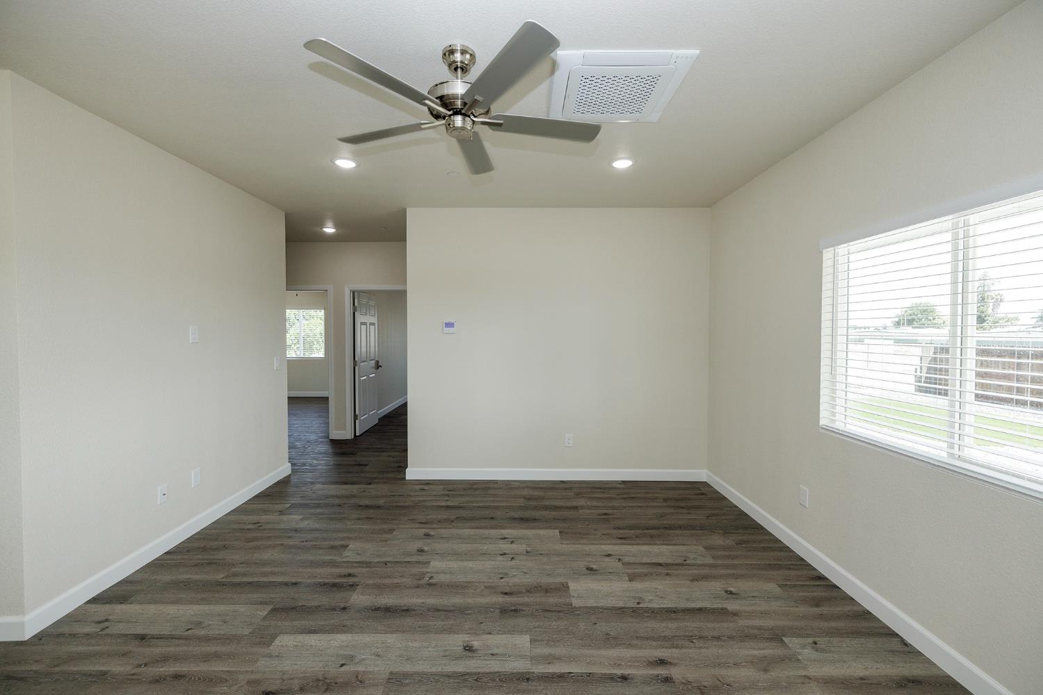 720 North 2nd Street Patterson, CA 95363 - Photo 30 of 84 Shared Living Room