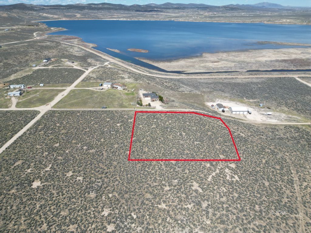 Dodge Ave Spring Creek Spring Creek, NV 89815 - Photo 2 of 11