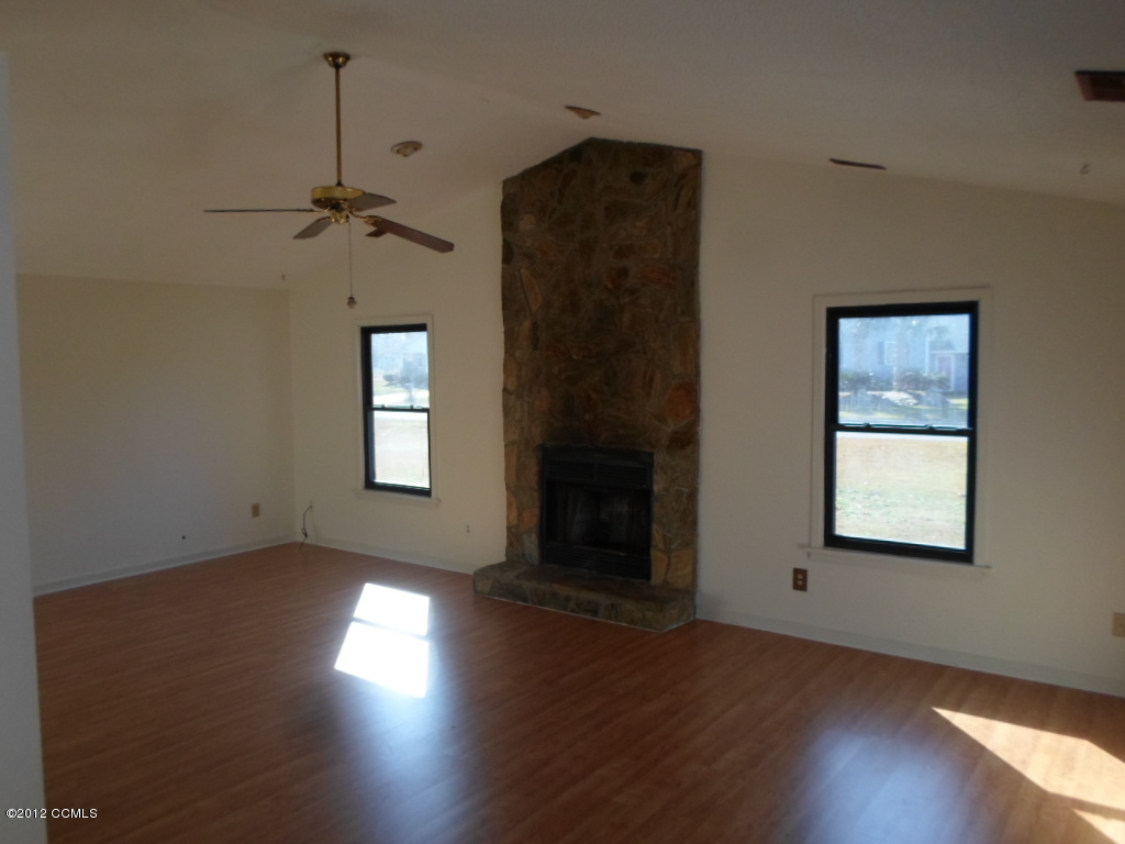 1816 Paulette Road Morehead City, NC 28557 - Photo 17 of 17 SAM_1885