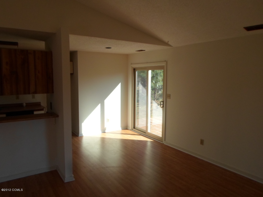 1816 Paulette Road Morehead City, NC 28557 - Photo 9 of 17 SAM_1877
