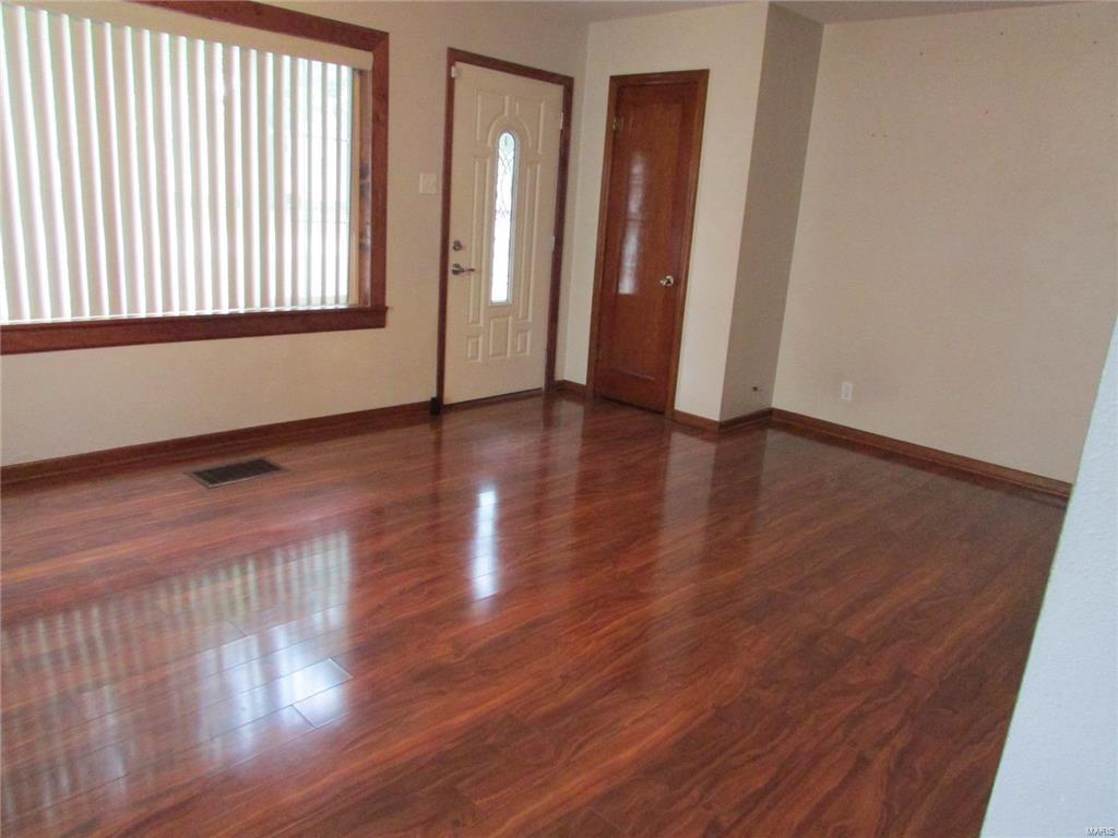 408 North Maple Avenue Roxana, IL 62084 - Photo 2 of 27