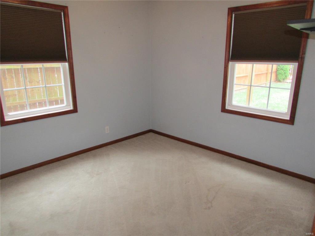 408 North Maple Avenue Roxana, IL 62084 - Photo 11 of 27
