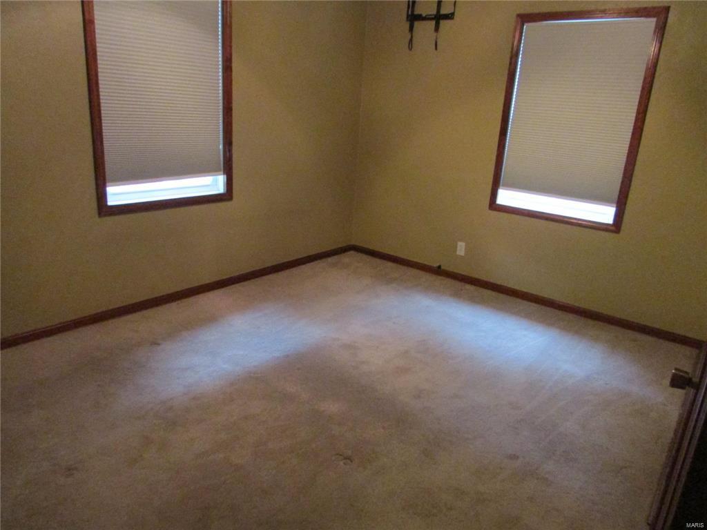 408 North Maple Avenue Roxana, IL 62084 - Photo 13 of 27