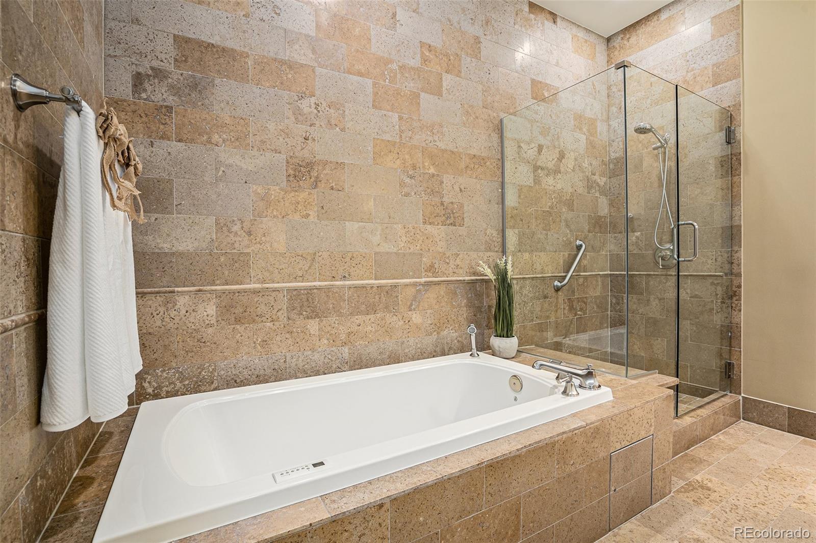 5455 Land Mark Place, Unit 401 Greenwood Village, CO 80111 - Photo 14 of 28 Gallery Image 14