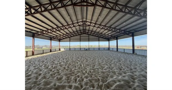 $1,950,000 | 3678 County Road 3655, Bridgeport, TX 76426