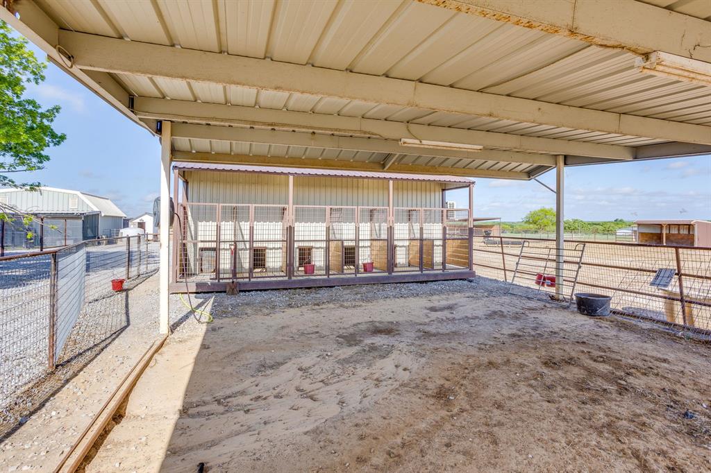 3678 County Road 3655 Bridgeport, TX 76426 - Photo 37 of 40