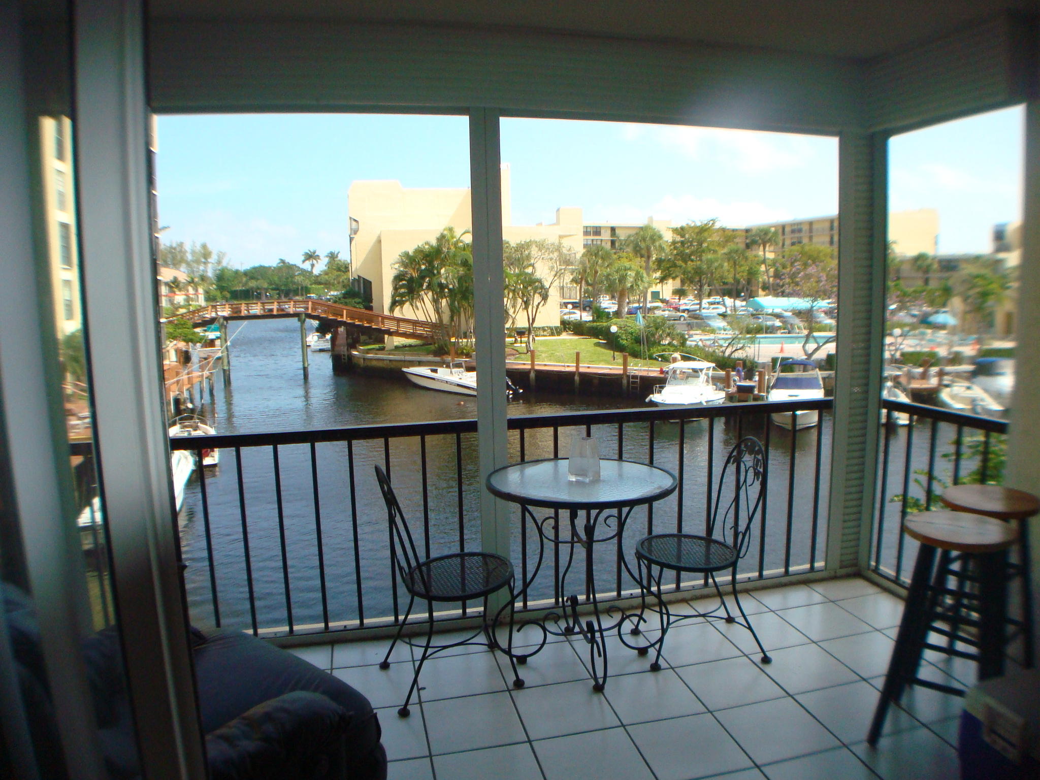4 Royal Palm Way, Unit 201 Boca Raton, FL 33432 - Photo 27 of 34 Patio view