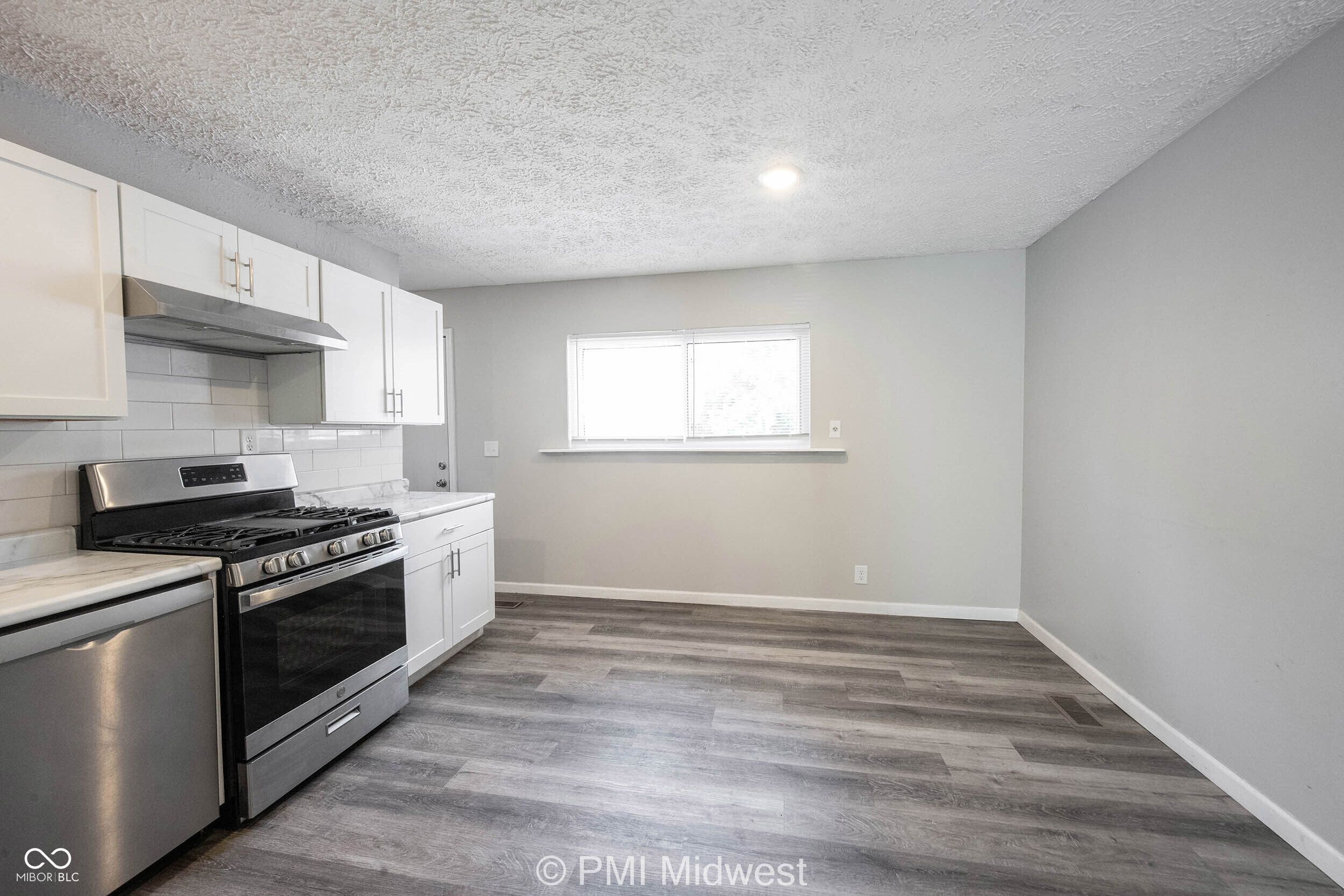 4350 Dubarry Road Indianapolis, IN 46226 - Photo 11 of 32