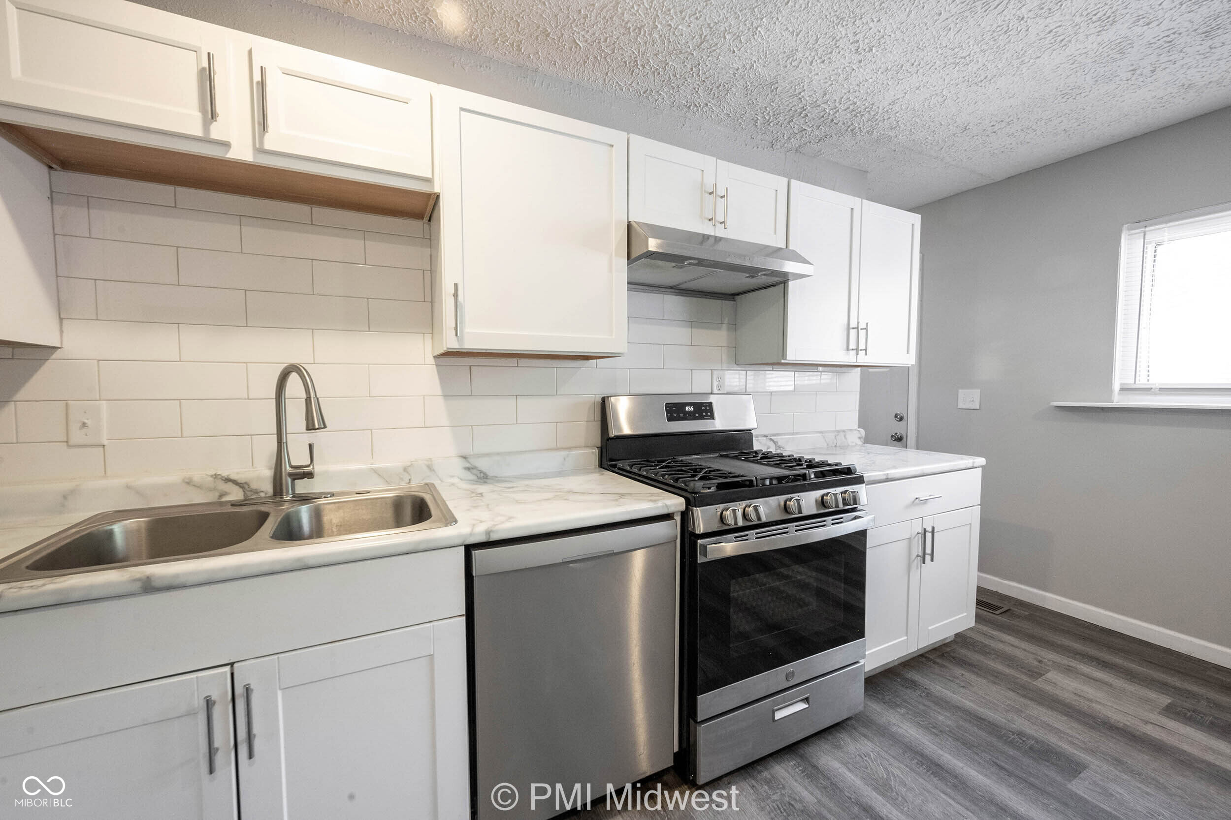 4350 Dubarry Road Indianapolis, IN 46226 - Photo 12 of 32