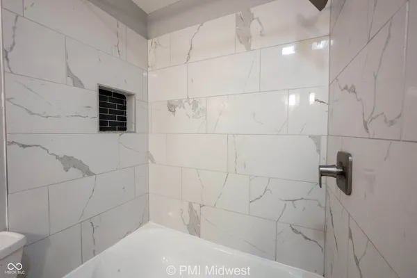 $1,429 | 4350 Dubarry Road, Indianapolis, IN 46226