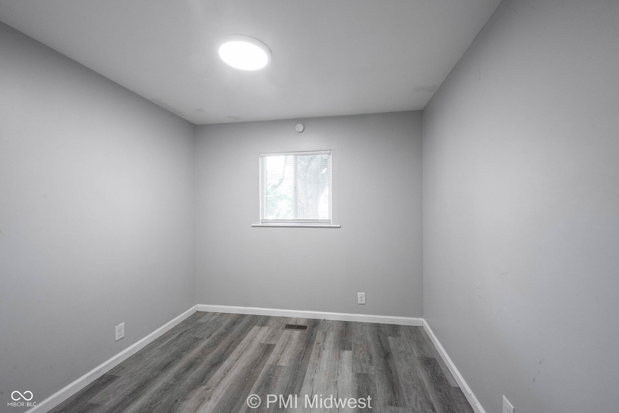 4350 Dubarry Road Indianapolis, IN 46226 - Photo 20 of 32