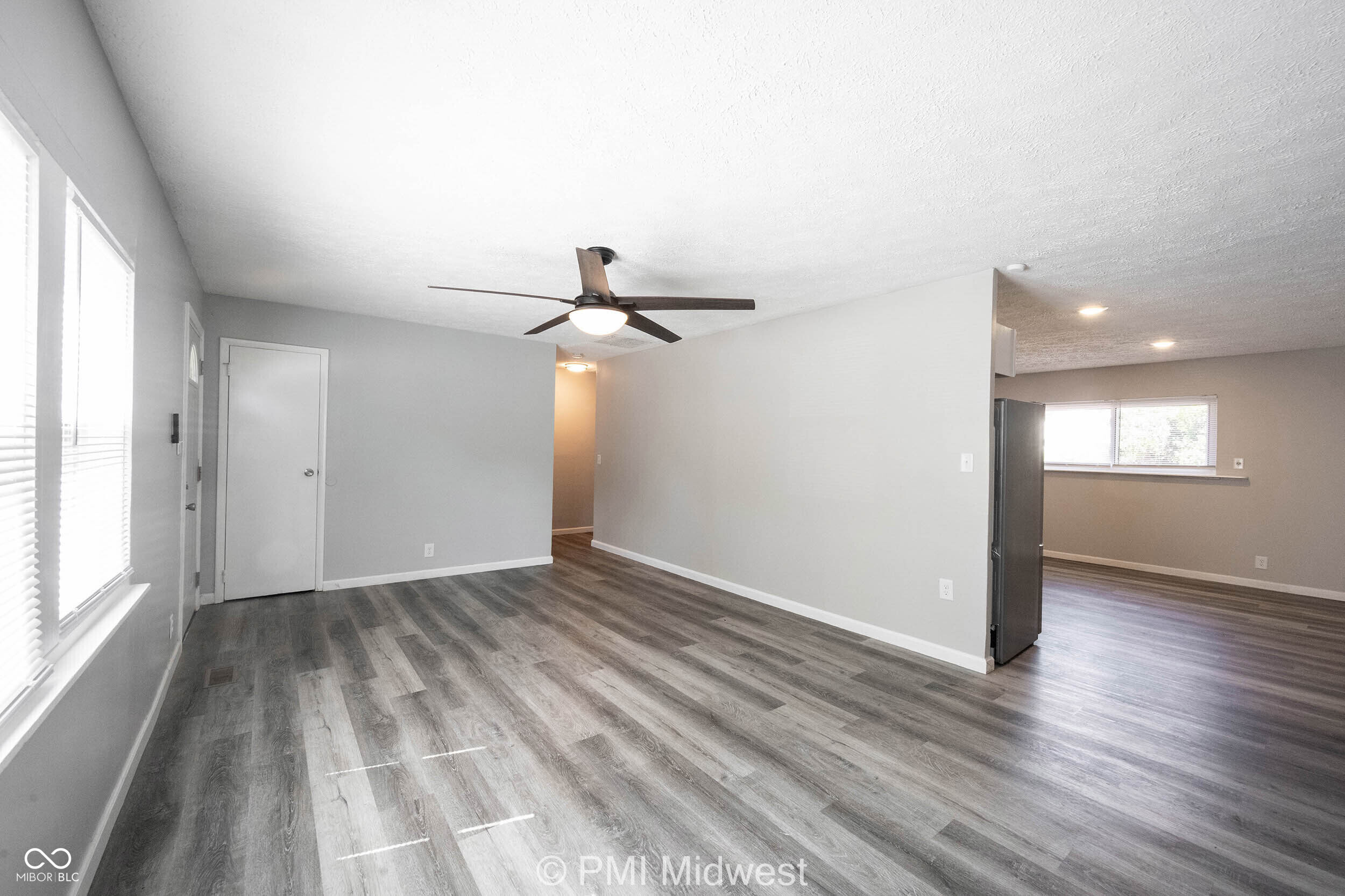 4350 Dubarry Road Indianapolis, IN 46226 - Photo 4 of 32