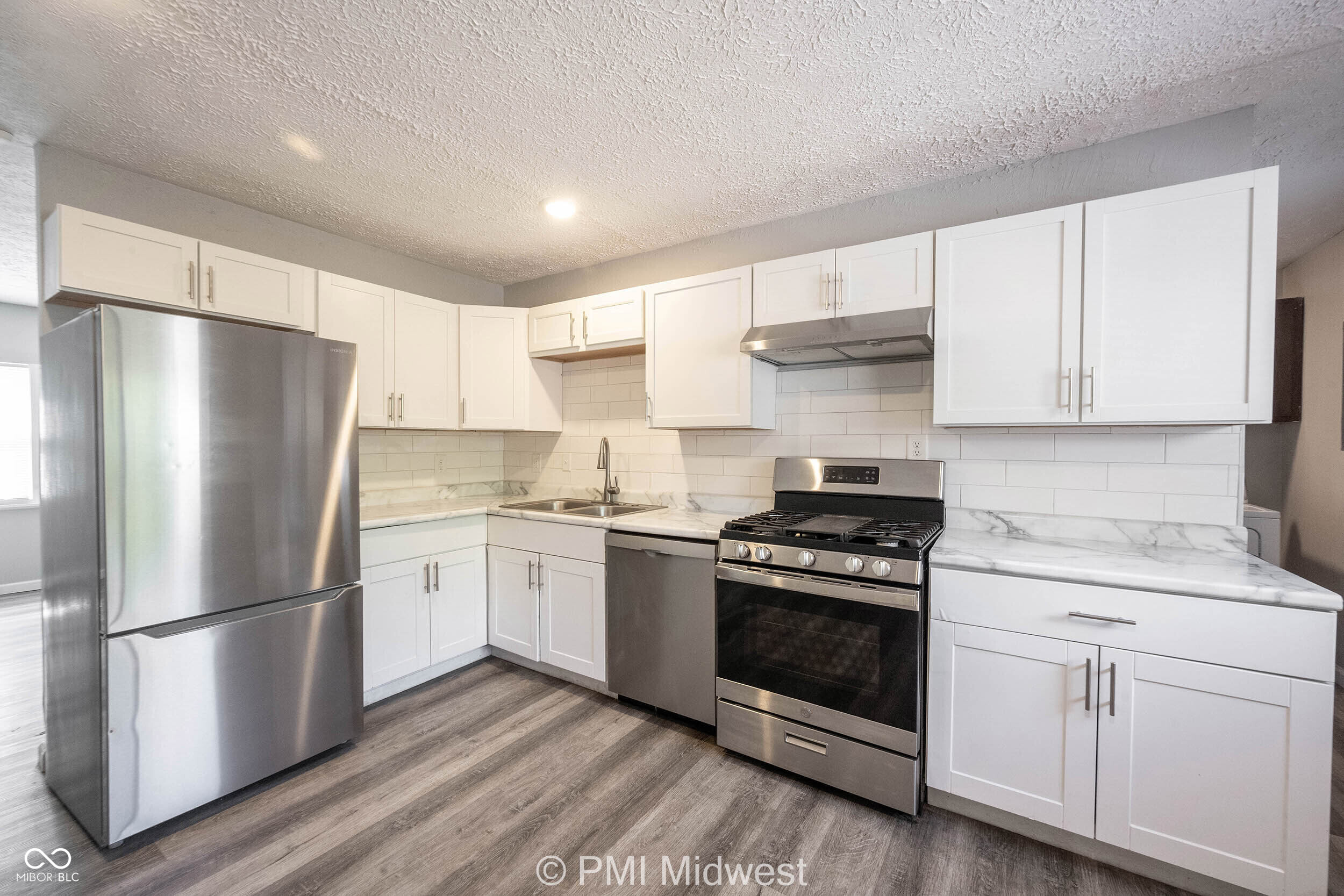 4350 Dubarry Road Indianapolis, IN 46226 - Photo 8 of 32