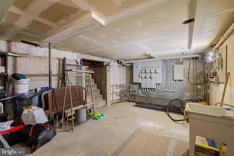 $399,000 | 1914 Fairmount Avenue, Unit 4, Philadelphia, PA 19130
