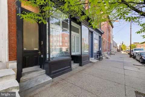 $399,000 | 1914 Fairmount Avenue, Unit 4, Philadelphia, PA 19130