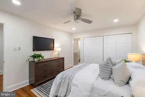 $399,000 | 1914 Fairmount Avenue, Unit 4, Philadelphia, PA 19130