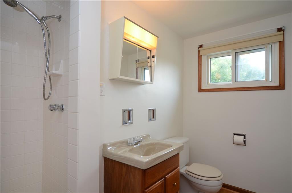 895 Oak Avenue East Rochester, PA 15074 - Photo 11 of 24 Gallery Image 11