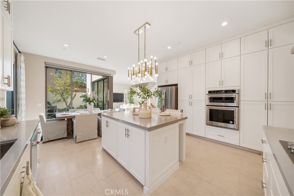 126 Bellini Irvine, CA 92602 - Photo 10 of 59