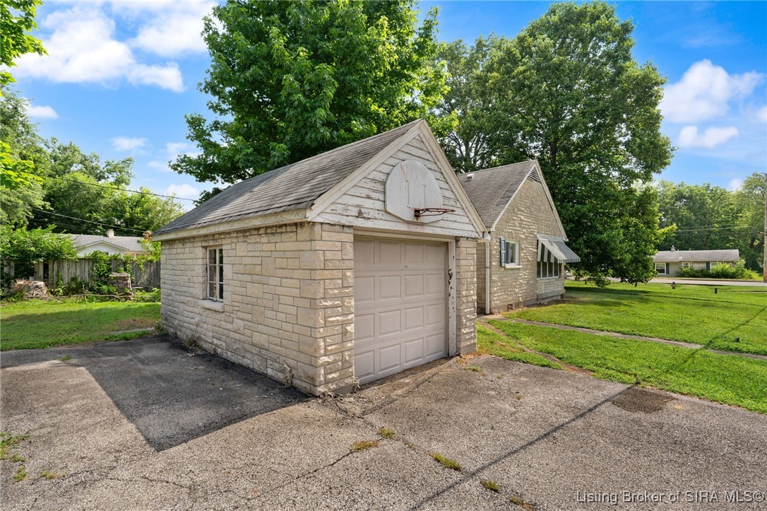 2705 Charlestown Road New Albany, IN 47150 - Photo 29 of 31