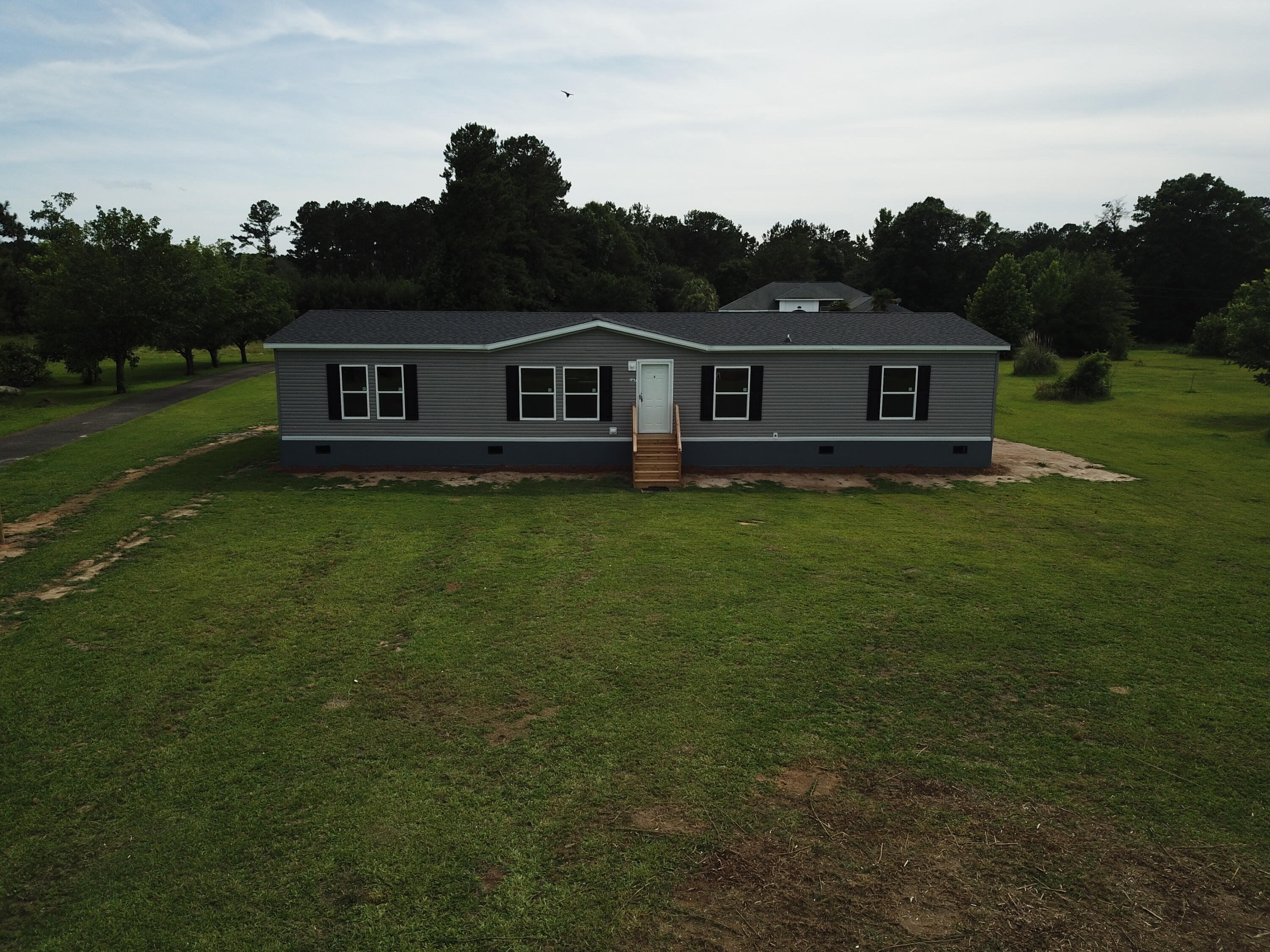 167 Davis Terrace St. George, SC 29477 - Photo 4 of 34 DJI_0045