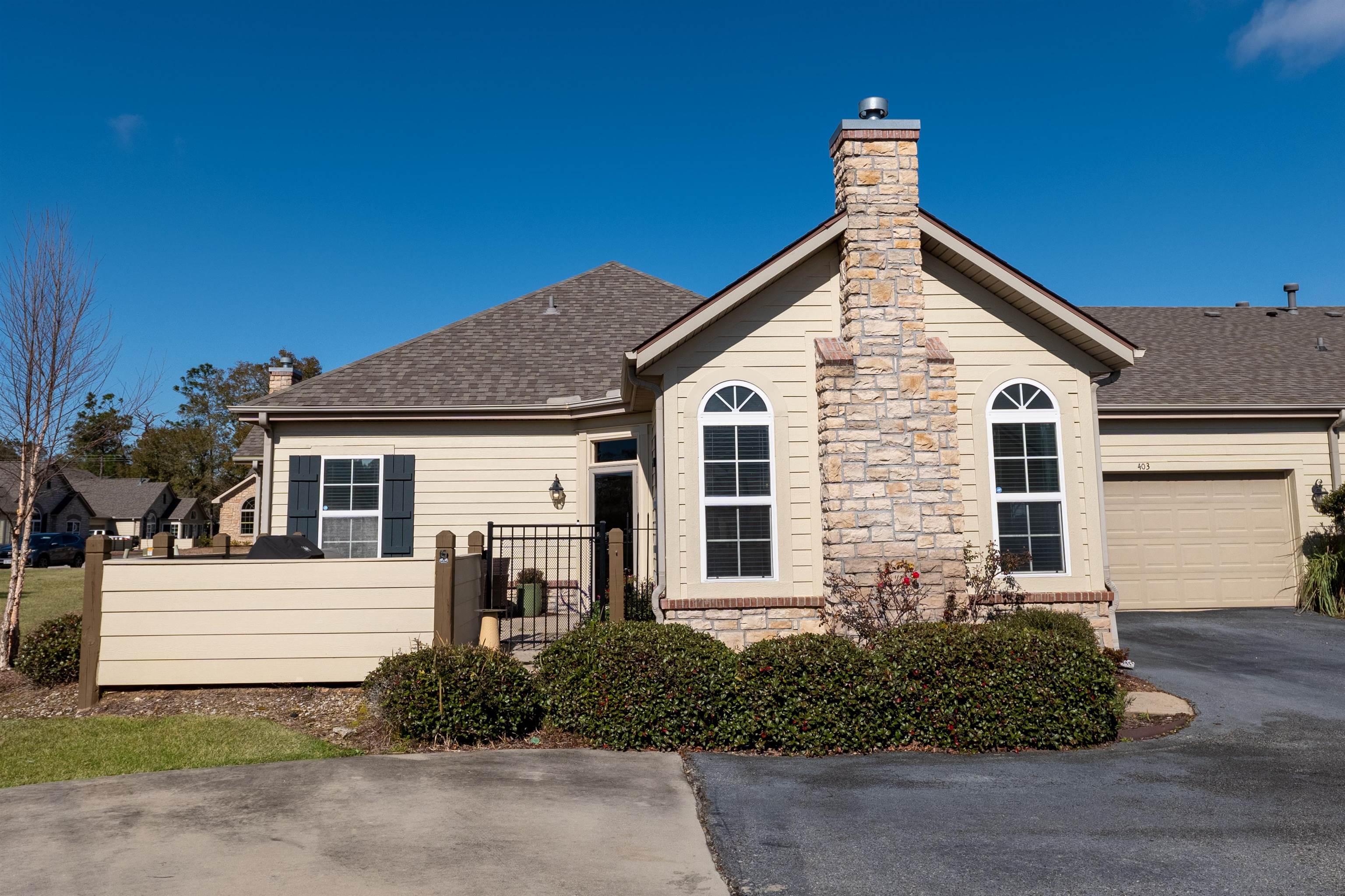 403 Holmes Avenue, Unit 403 Foley, AL 36535 - Photo 3 of 32