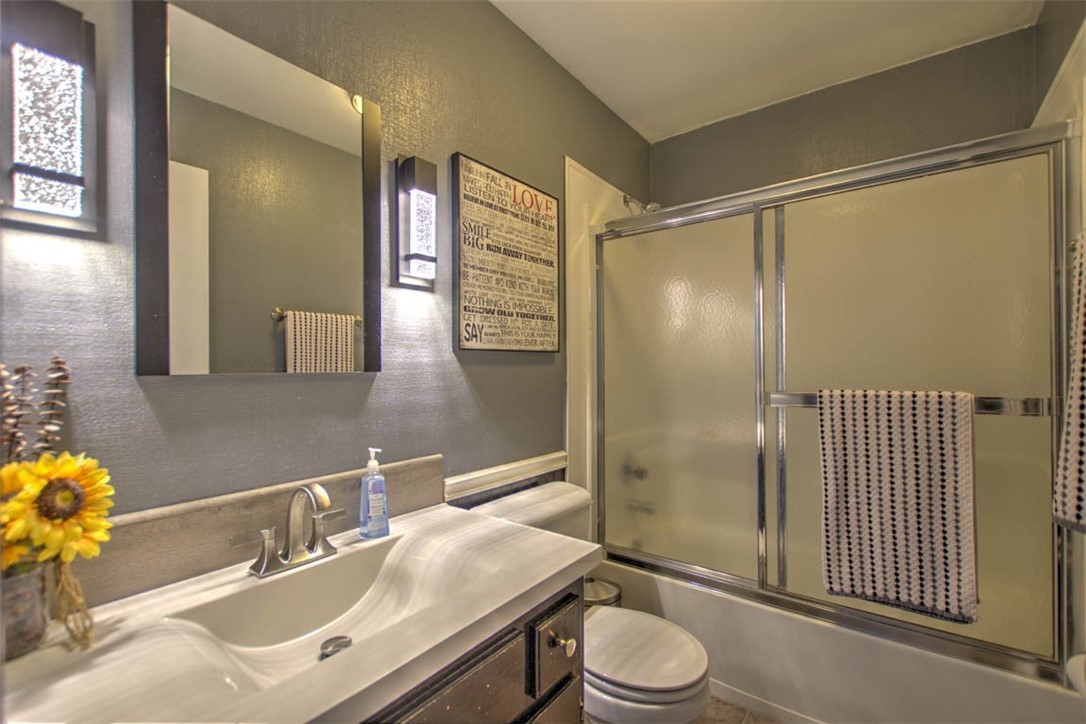 852 Jefferson Drive Decatur, IL 62521 - Photo 20 of 29 Gallery Image 20