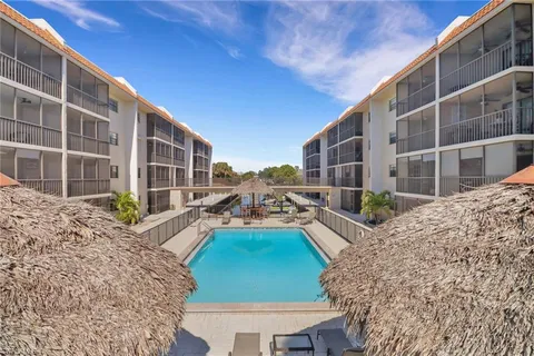 $235,000 | 9395 Pennsylvania Avenue, Unit 25, Bonita Springs, FL 34135