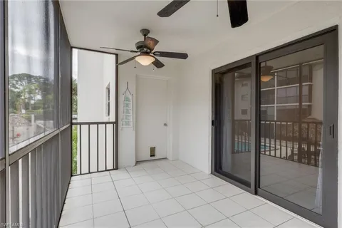 $250,000 | 9395 Pennsylvania Avenue, Unit 25, Bonita Springs, FL 34135