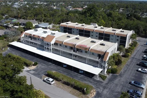 $235,000 | 9395 Pennsylvania Avenue, Unit 25, Bonita Springs, FL 34135
