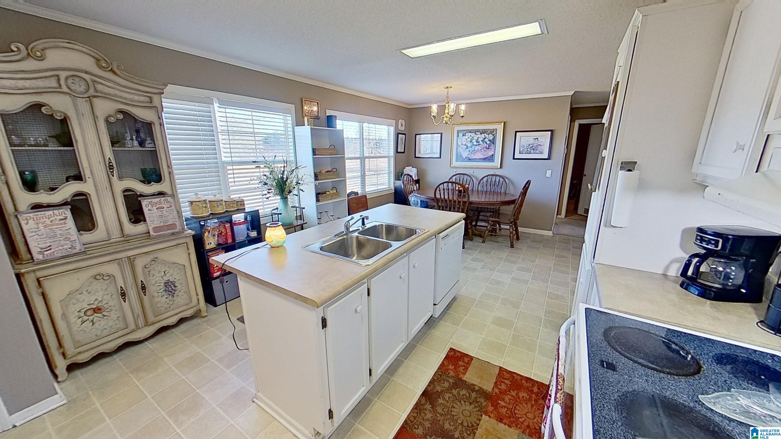 2639 Lamon Chapel Road Jasper, AL 35503 - Photo 7 of 26