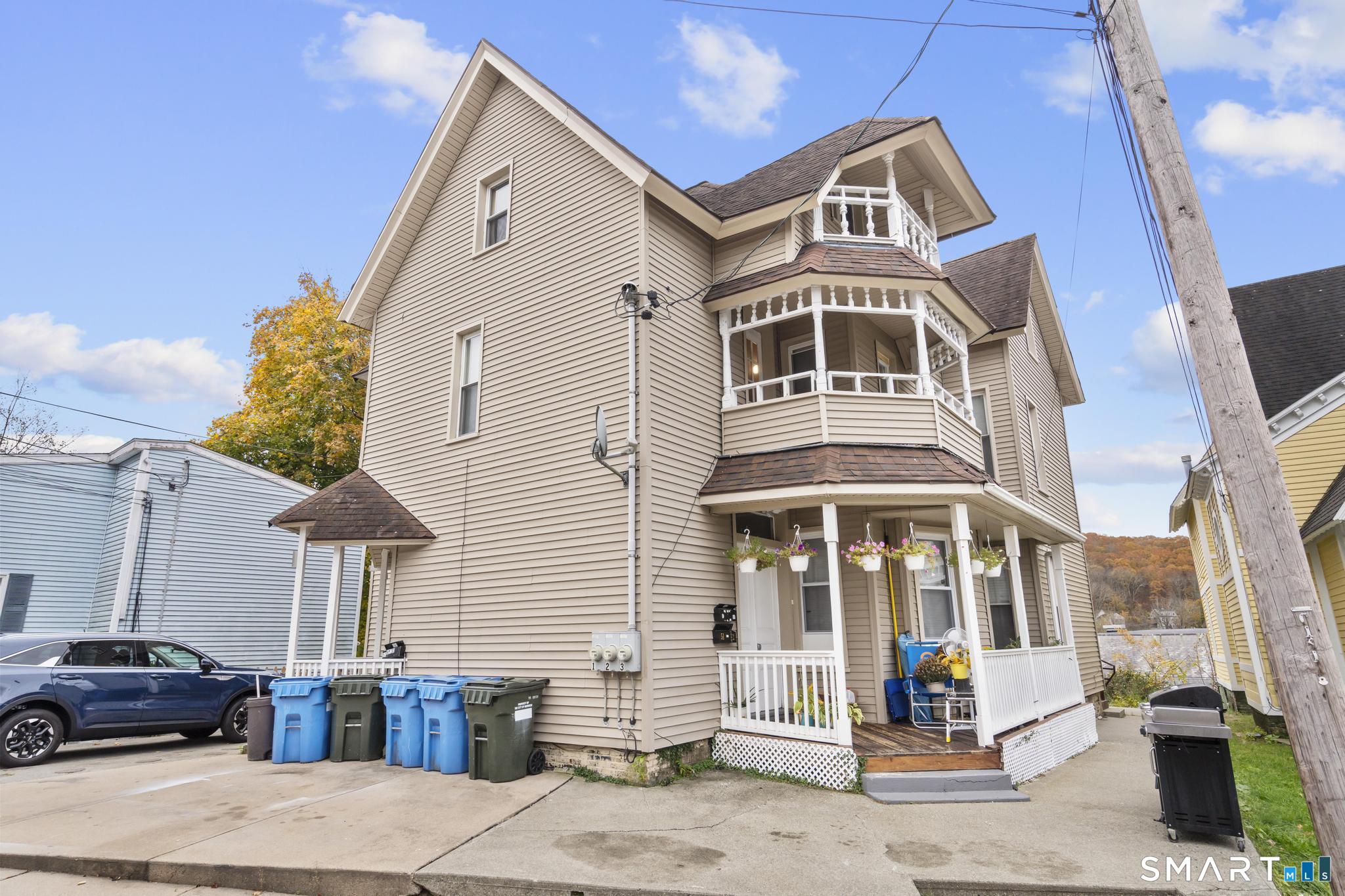 51 Cliff Street Norwich, CT 06360 - Photo 2 of 40