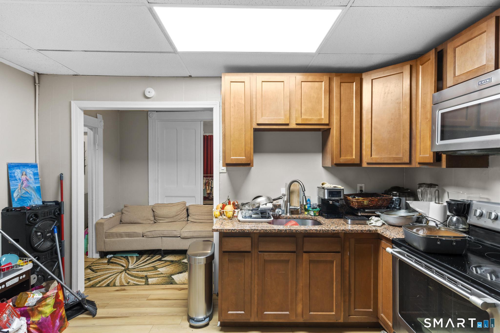 51 Cliff Street Norwich, CT 06360 - Photo 25 of 40