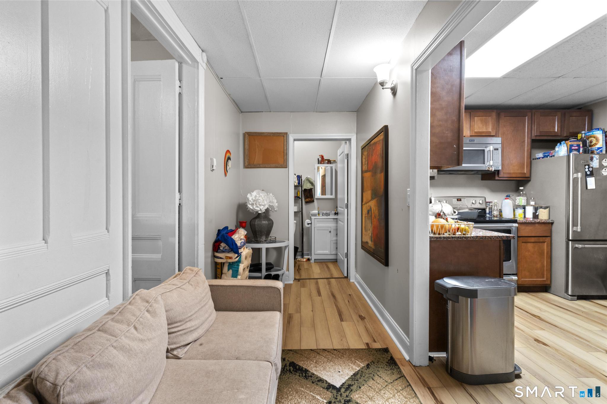 51 Cliff Street Norwich, CT 06360 - Photo 26 of 40